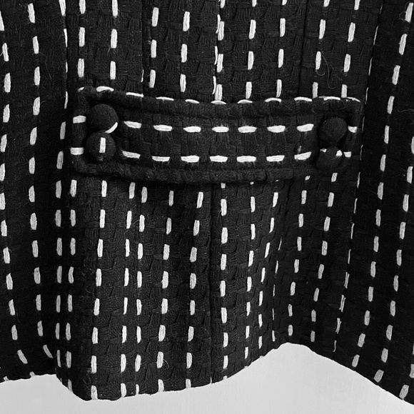 Tulle short jacket. - Picture 5 of 10